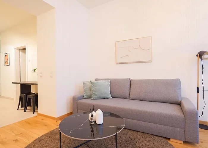 High-end In Elegant Appartement